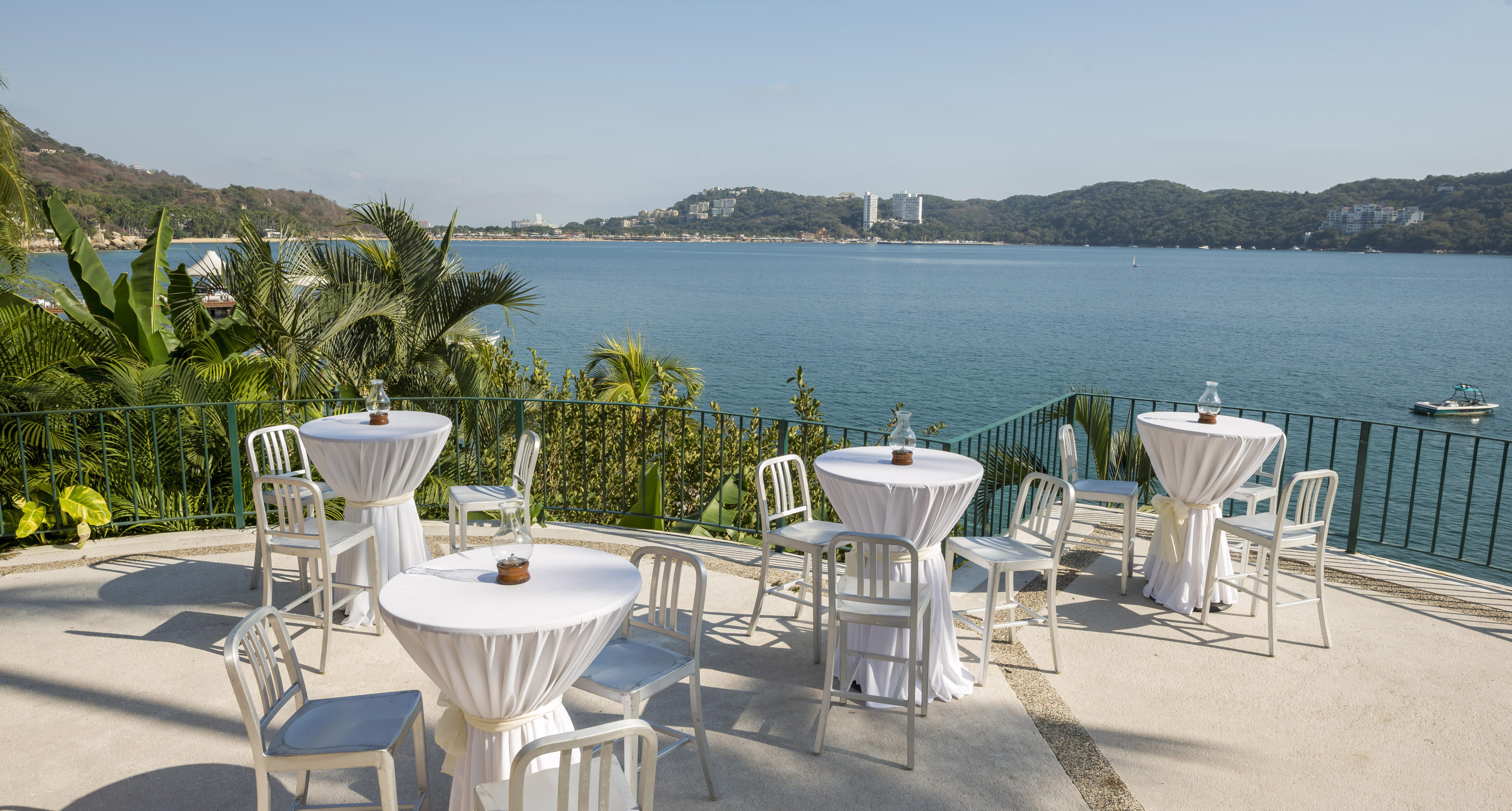 فندق Camino Real Acapulco Diamante المظهر الخارجي الصورة View of the Gulf of İzmit from the hotel
