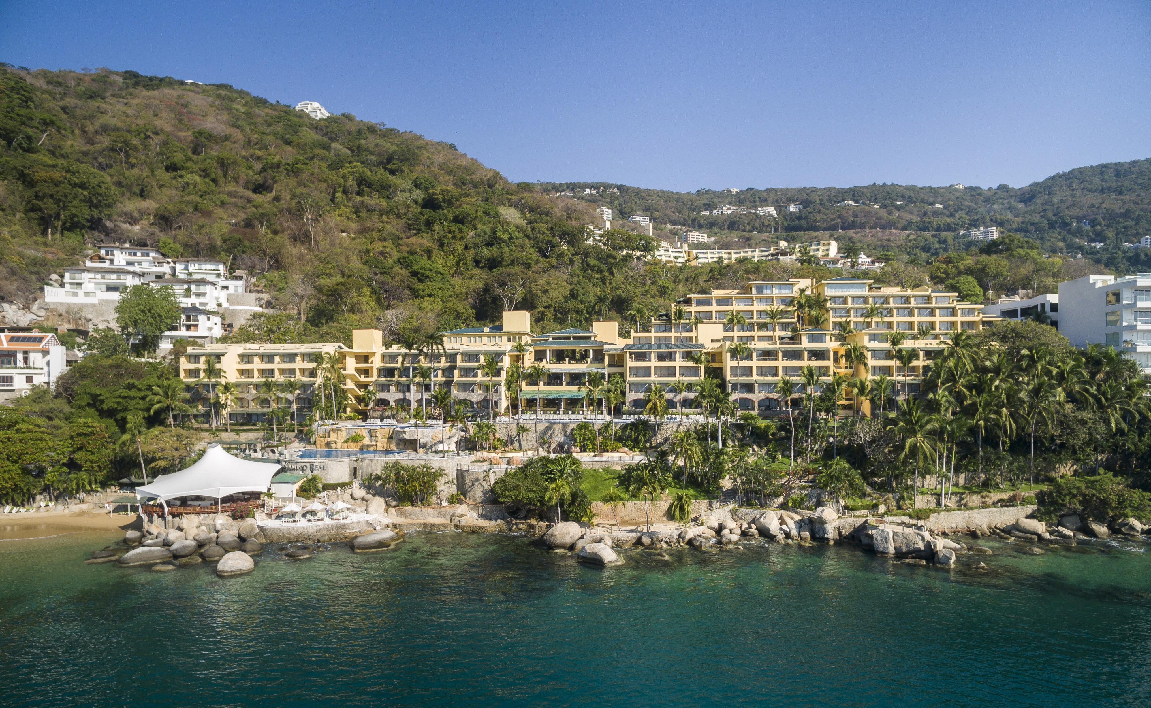 فندق Camino Real Acapulco Diamante المظهر الخارجي الصورة The Royal Paradise Hotel and Spa