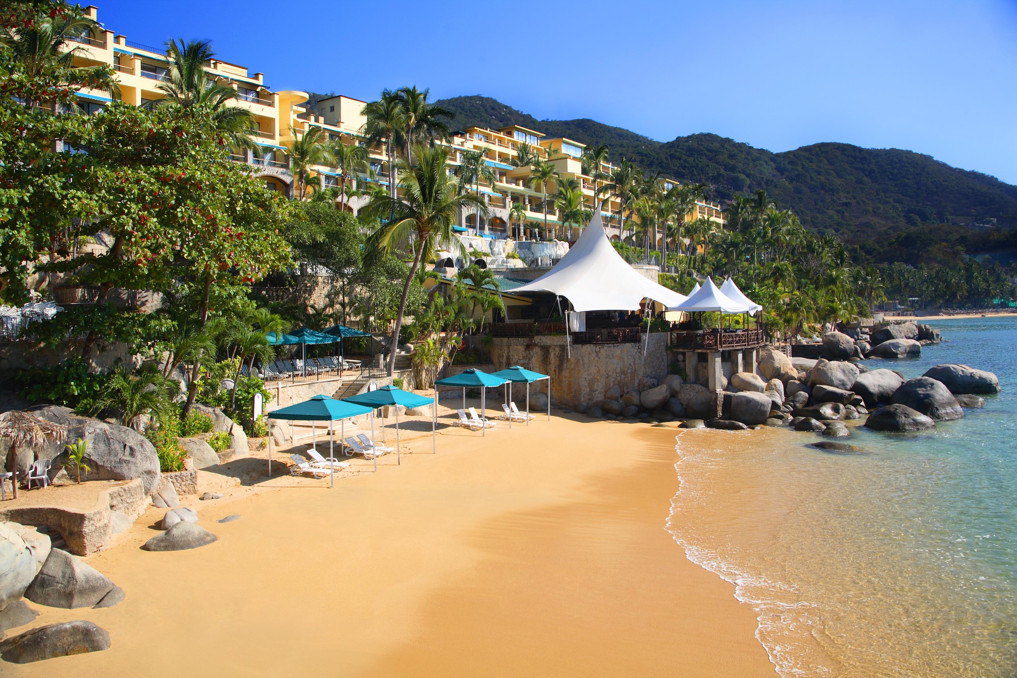 فندق Camino Real Acapulco Diamante المظهر الخارجي الصورة The beach at the Shangri-La resort