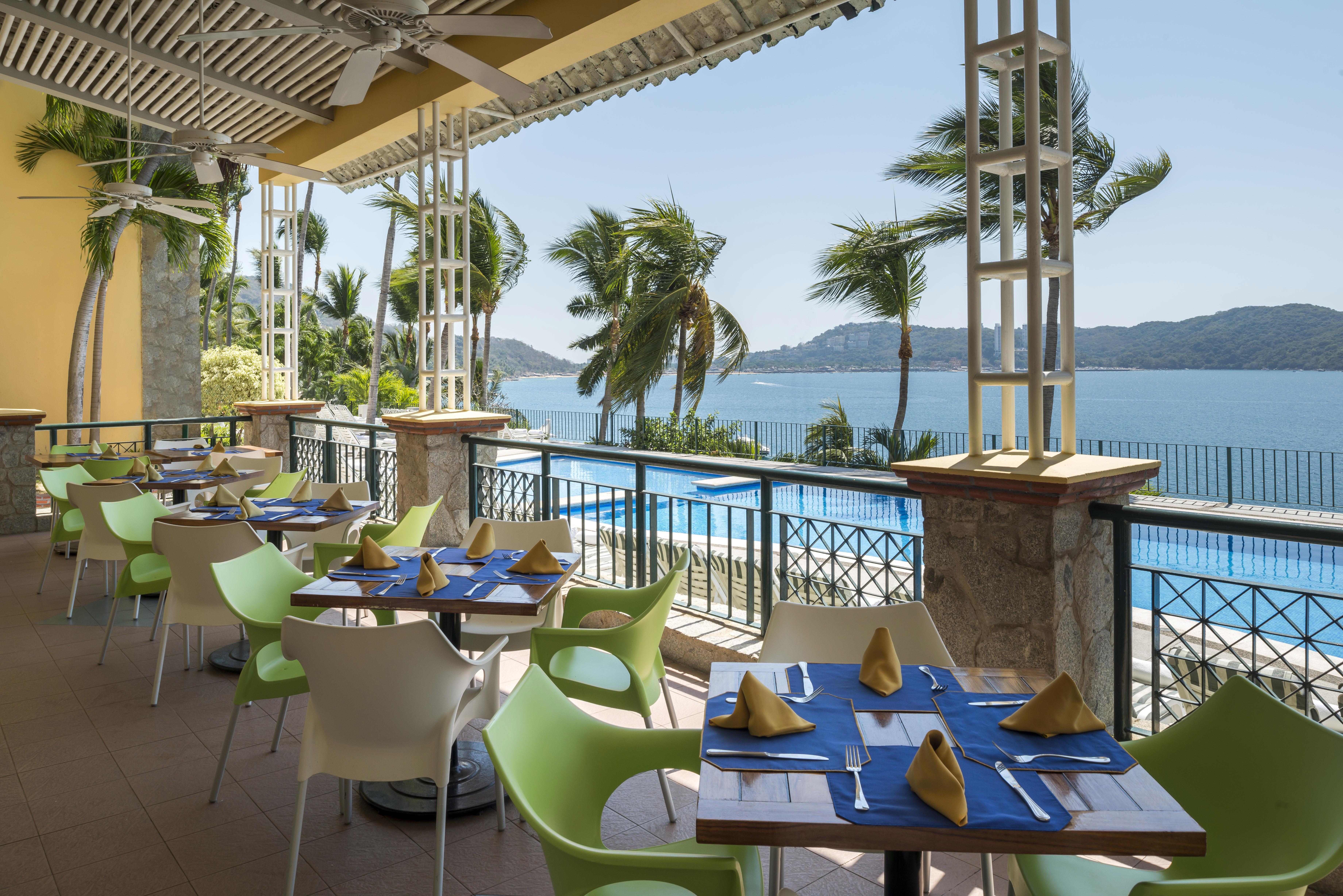 فندق Camino Real Acapulco Diamante المظهر الخارجي الصورة The Deck